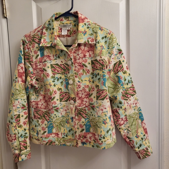 Coldwater Creek Jackets & Blazers - Coldwater Creek Multicolor Floral Jean Jacket Pre-own